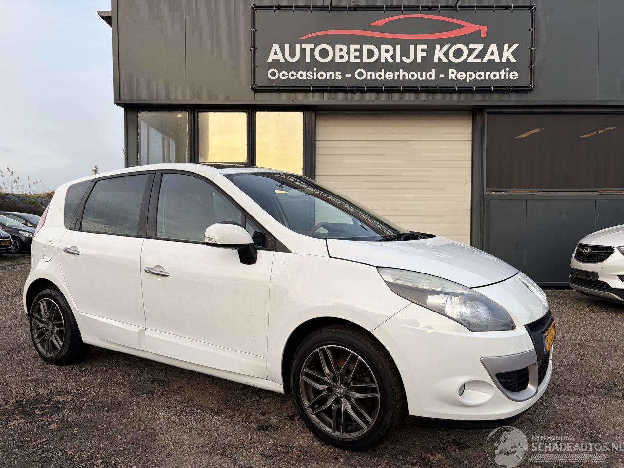 Renault Scenic 1.4 TCE Expression AIRCO LEDER PANORAMA