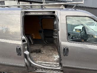 Fiat Doblo 1.6 MJ L2H1 MAXI AIRCO NAVI CRUISE 3-pers. picture 9