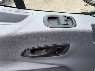 Ford Transit 350 2.2 TDCI L3H3 Trend AIRCO picture 12