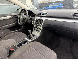 Volkswagen Passat 1.6 TDI BlueMotion Executive NAVI PDC CRUISE picture 13