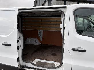 Renault Trafic 2.0 dCi 120 T27 L1H1 Comfort AIRCO picture 14