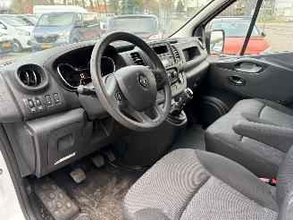 Renault Trafic 2.0 dCi 120 T27 L1H1 Comfort AIRCO picture 10