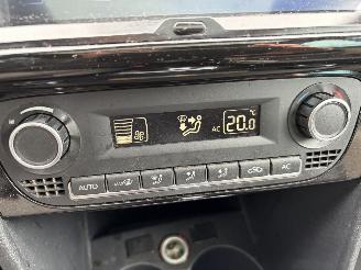 Volkswagen Polo 1.2 TSI Highline AUTOMAAT LEDER PANORAMA picture 20