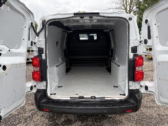 Peugeot Expert 1.5 BlueHDI LONG Premium picture 6