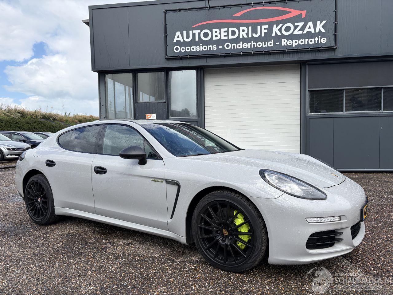 Porsche Panamera 3.0 S E-HYBRID