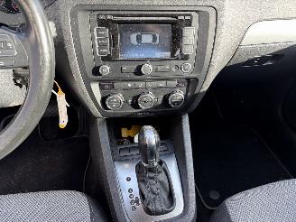 Volkswagen Jetta 1.4 TSI Hybrid Comfortline automaat NAVI CRUISE picture 15