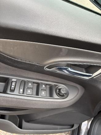 Opel Mokka 1.6 CDTI Edition AIRCO picture 10