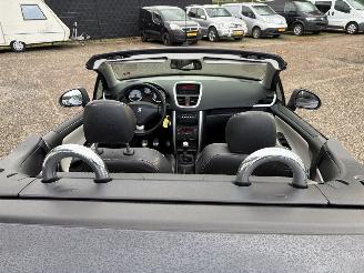 Peugeot 207 CC CABRIO 1.6 VTi Noir&Blanc AIRCO LEDER picture 17