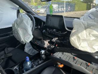 Toyota C-HR 1.8-16V Hybrid picture 5