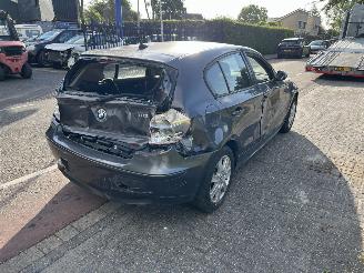 BMW 1-serie 116i picture 3