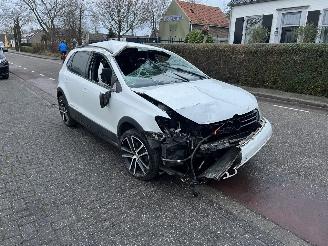 demontáž osobní automobily Volkswagen Polo 1.6 TDi 2013/2