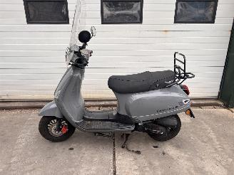 skadebil bromfiets Overige  DJJD Cashmere 2021/11