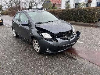 Voiture accidenté Mazda 2 1.3-16V TS Plus 2009/2