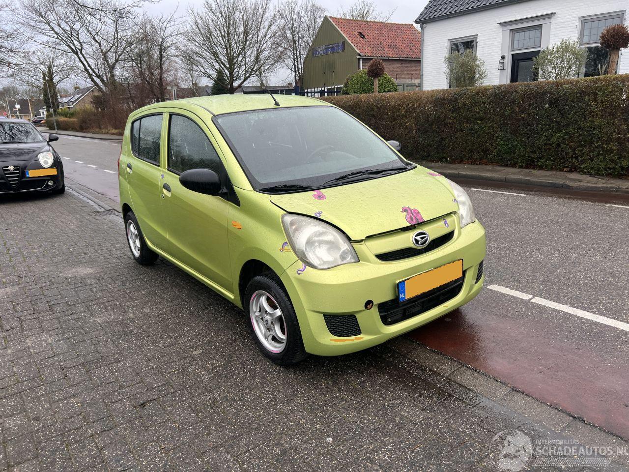 Daihatsu Cuore 1.0-12V