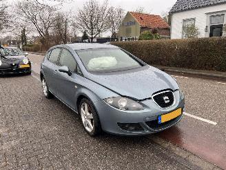 krockskadad bil auto Seat Leon 1.6 2006/2