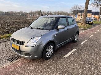 Suzuki Swift 1.5 picture 2