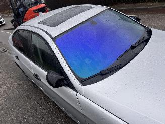 BMW 3-serie 320i picture 6