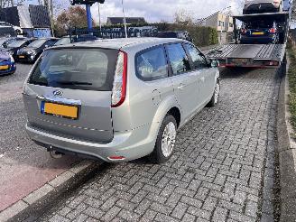 Ford Focus 1.8-16V picture 3