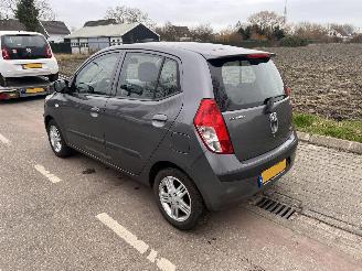 Hyundai I-10 1.2-16V AUTOMAAT picture 4