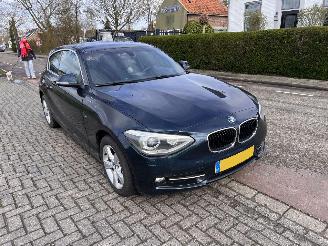 Damaged car BMW 1-serie 116D Executive Upgrade 2013/2