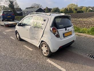 Chevrolet Spark 1.0-16V Bi-fuel picture 4