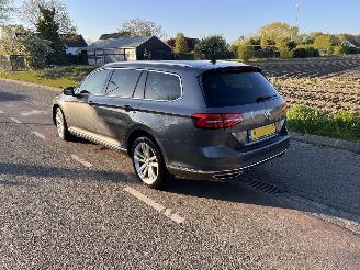 Volkswagen Passat 1.4 TSI GTE Variant Connected Series Plus   NL AUTO picture 4