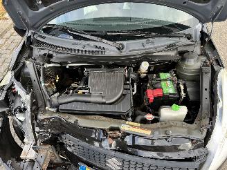 Suzuki Swift 1.2-16V picture 6