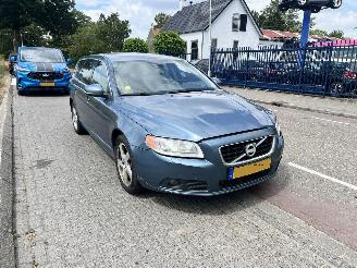  Volvo V-70 2.4 D5 2012/9