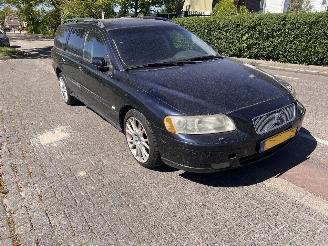 Auto incidentate Volvo V-70 2.4-20V 2005/12