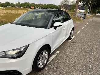 Audi A1 1.2 TFSiSPORTBACK picture 10