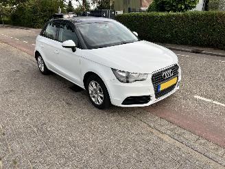 Voiture accidenté Audi A1 1.2 TFSi SPORTBACK 2012/4