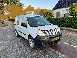 krockskadad bil bedrijf Renault Kangoo 1.5 dCi 85 2008/6