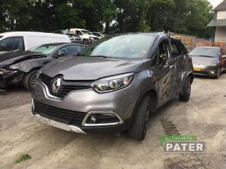 Uttjänta bilar auto Renault Captur Captur (2R), SUV, 2013 1.2 TCE 16V EDC 2016/9