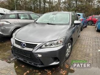 Coche siniestrado Lexus Ct CT 200h, Hatchback, 2010 1.8 16V 2013/11