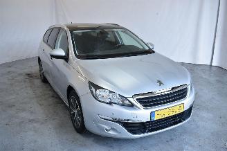 škoda osobní automobily Peugeot 308 1.2 PureT.Blue L. Ex 2017/3