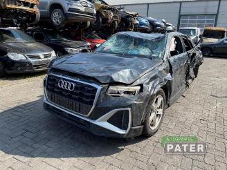 Coche siniestrado Audi Q2 Q2 (GAB/GAG), SUV, 2016 1.5 35 TFSI 16V 2021/10