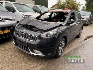 Coche siniestrado Kia Niro Niro I (DE), SUV, 2016 / 2022 1.6 GDI Hybrid 2018/9