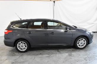 Ford Focus 1.0 EcoB. Titanium picture 8