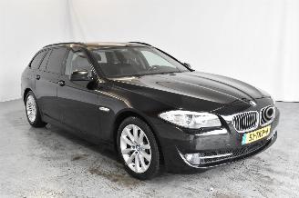 Schadeauto BMW 5-serie 520 Executive 2012/2
