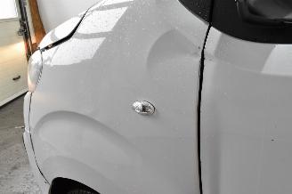 Peugeot Expert 2.0 BlueHDI 145 Senamp;S picture 12