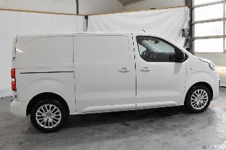 Peugeot Expert 2.0 BlueHDI 145 Senamp;S picture 8