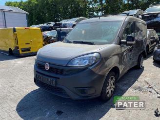 Coche siniestrado Fiat Doblo Doblo Cargo (263), Van, 2010 1.6 D Multijet 2019/5