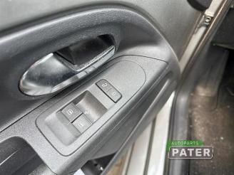 Volkswagen Up! Up! (121), Hatchback, 2011 1.0 12V 60 picture 6