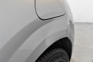 Peugeot 208 1.2 PureTech Active picture 10