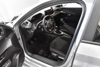 Peugeot 208 1.2 PureTech Active picture 18