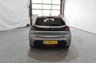 Peugeot 208 1.2 PureTech Active picture 6