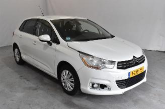 Schadeauto Citroën C4 1.2 PureT. Ligne Bns 2015/1