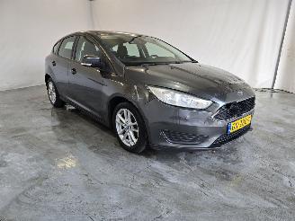 Voiture accidenté Ford Focus 1.0 1.0 Trend Edition 2015/7