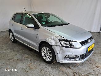 krockskadad bil auto Volkswagen Polo 1.0 TSI Highline 2015/9