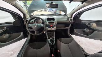 Toyota Aygo 1.0-12V + picture 17